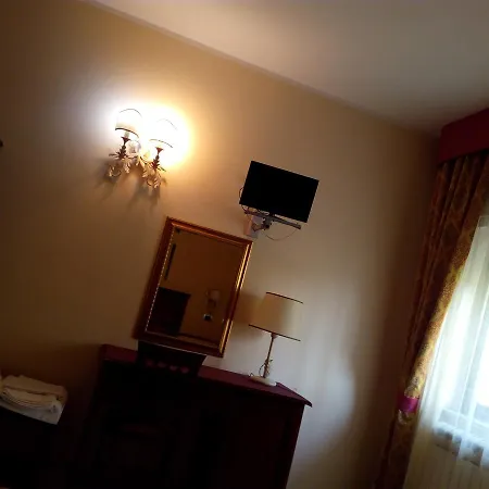 Ristorante Rosa Hotell Brognaturo